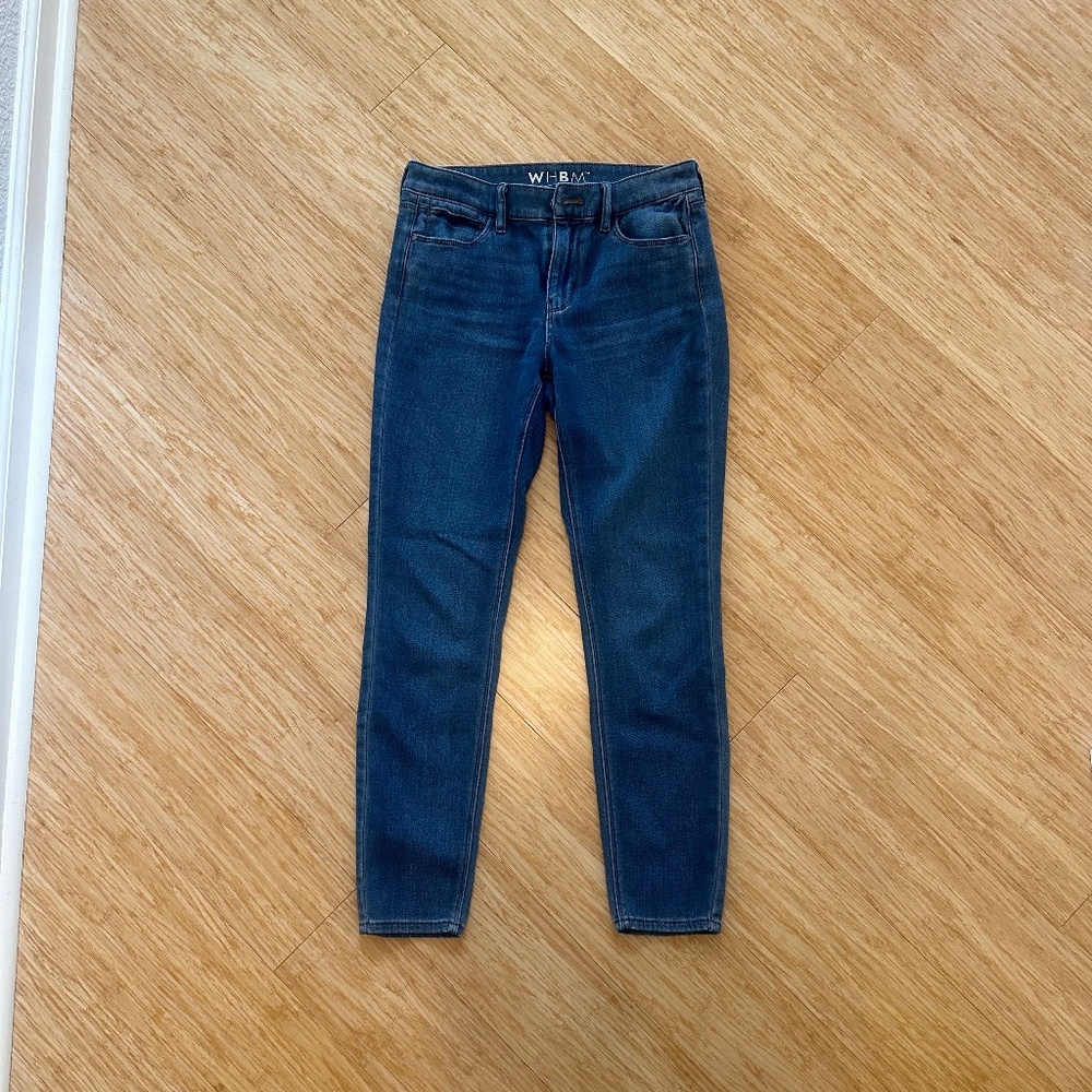 White House Black Market skinny ankle jeans